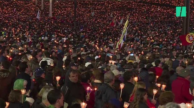 Pourquoi une foule immense d'un million de personnes a envahi ce si petit village portugais?