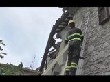 Ussita (MC) - Terremoto, fine lavori di cerchiaggio in via Roma (13.05.17)