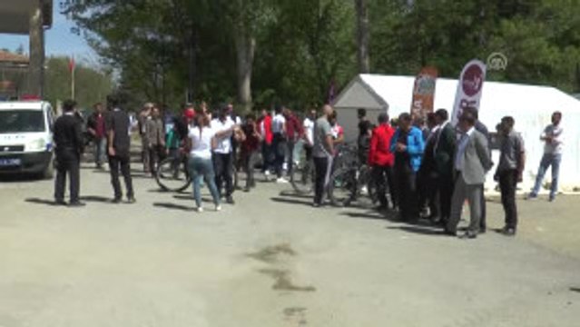 Bisiklet Yarışı ve Yamaç Paraşütü Şenliği