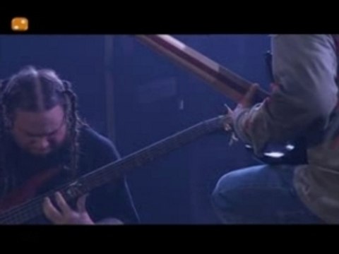 Korn - Munky And Fieldy Jamming Live