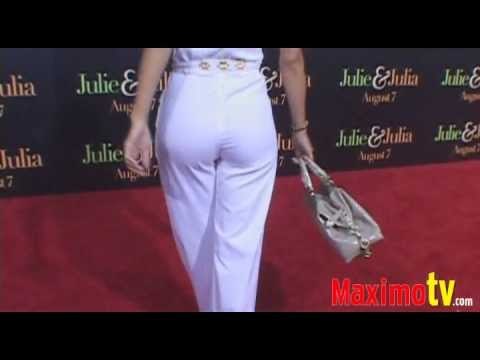 MARIA MENOUNOS Fashion Spin!