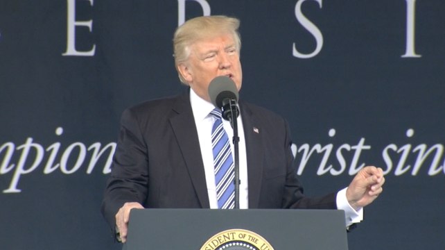 Trump tells graduates he will continue to defend religious liberty