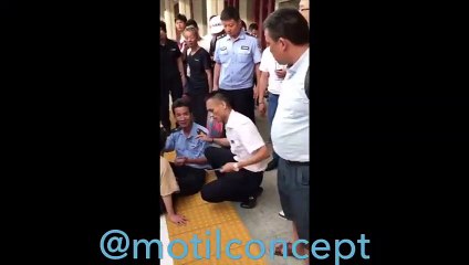 Sauvée du suicide sous un train au dernier moment en chine