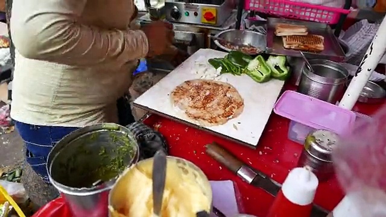 Mumbai Tostçusu - Hindistan Sokak Yemekleri
