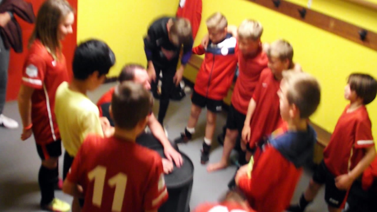 U13