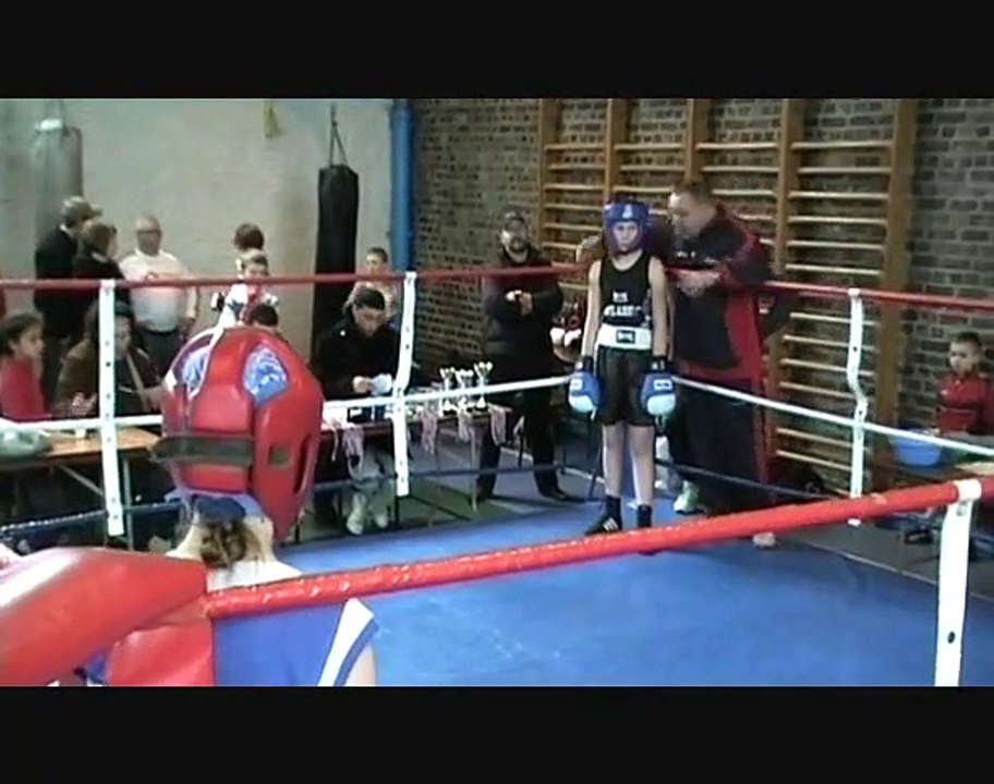 Boxe éducative prévu le dimanche 21 mai 2017 dans cette même salle organisé par le oxyclub Majid en partenariat avec la ville de Roubaix
