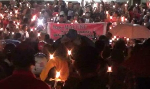 Ambon Gelar Aksi 1.000 Lilin untuk Dukung AHok