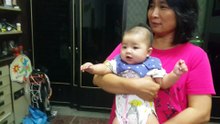 黃靜洳 阿嬤抱