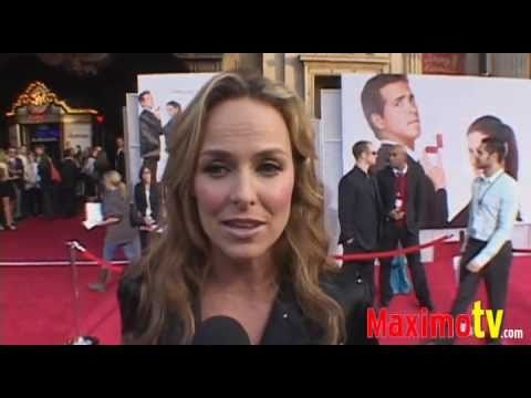 MELORA HARDIN Interview at The Proposal Premiere