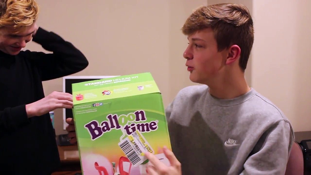 BALLOON PRANK!!