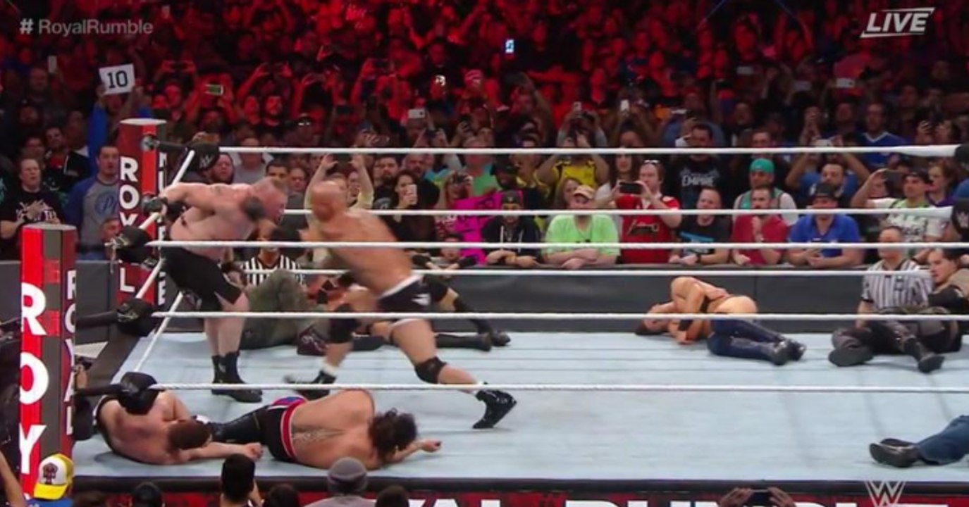 Goldberg eliminates Brock Lesnar WWE Royal Rumble Match 2017