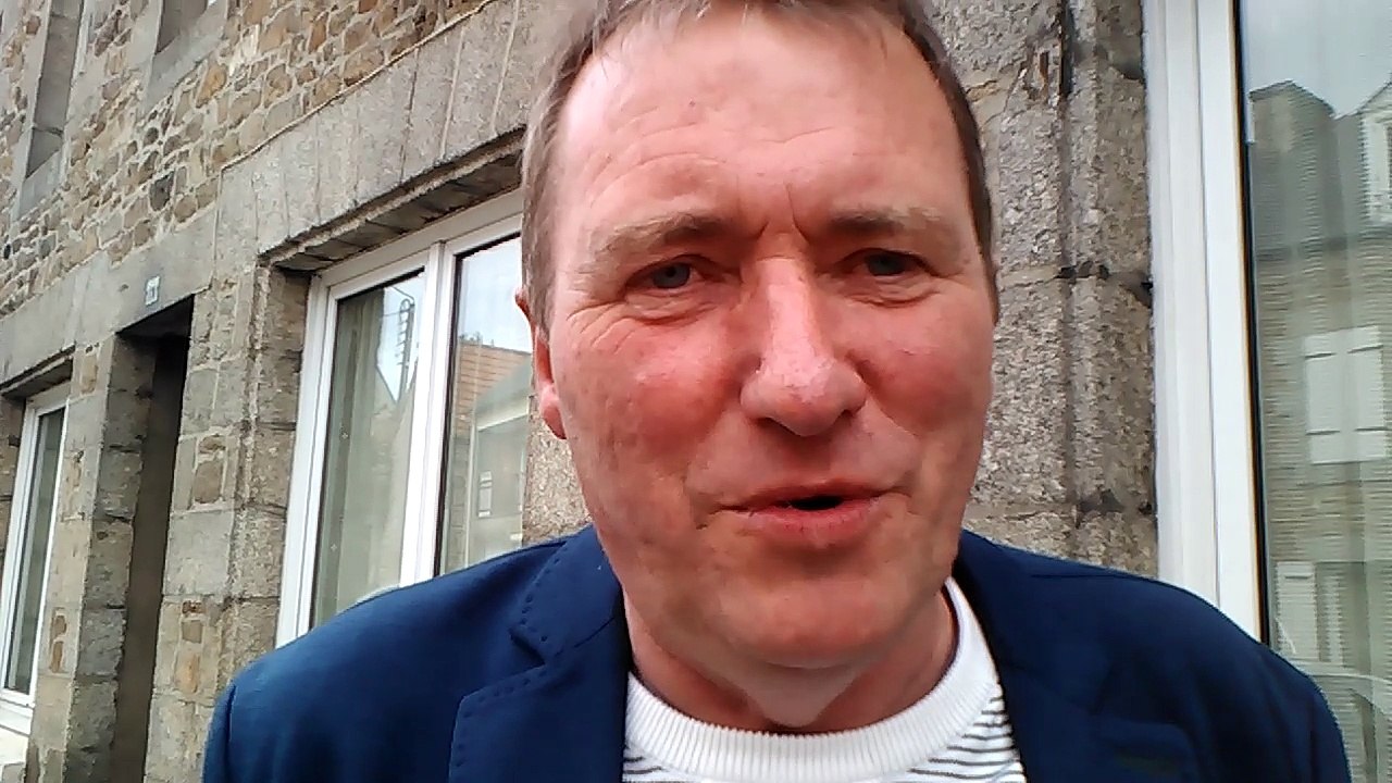 Cinderella Bernard soutenue par Jean Marc Dejoue
