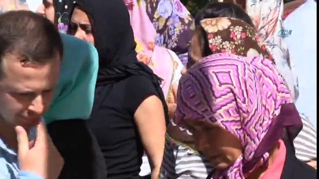 Bir Gün Önce Düğün, Bir Gün Sonra Cenaze