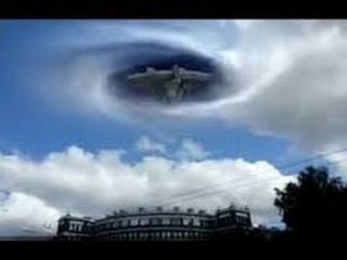 Best UFO Sightings Of 2017 Unprecedented And Exited Moment NEW UFO 2017