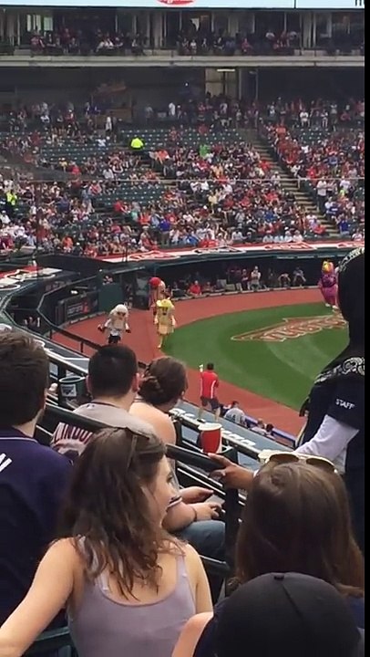 Sugardale hotdog race