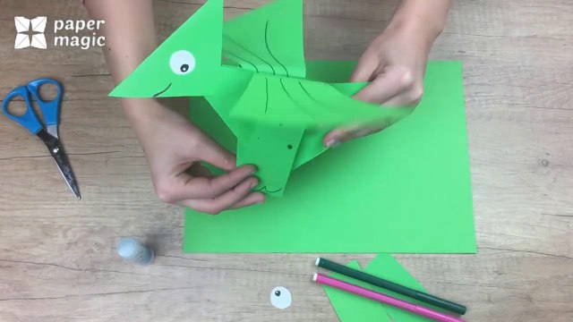 اشغال يدوية سهلة وبسيطة بالورق