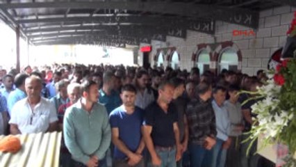 Izmir Muğla'da Ki Kazada Organizatörün Eşinin Cenaze Namazı