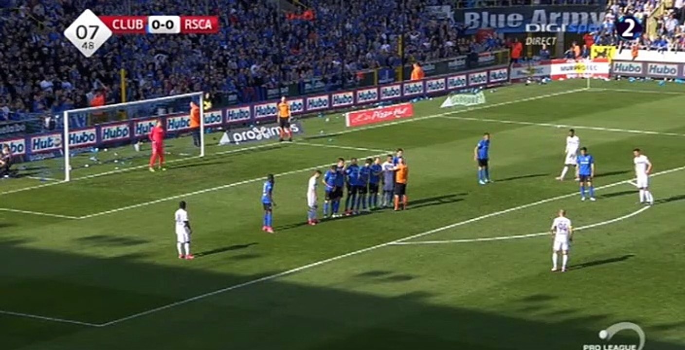 Magnifique but de Sofiane Hanni face à Brugge