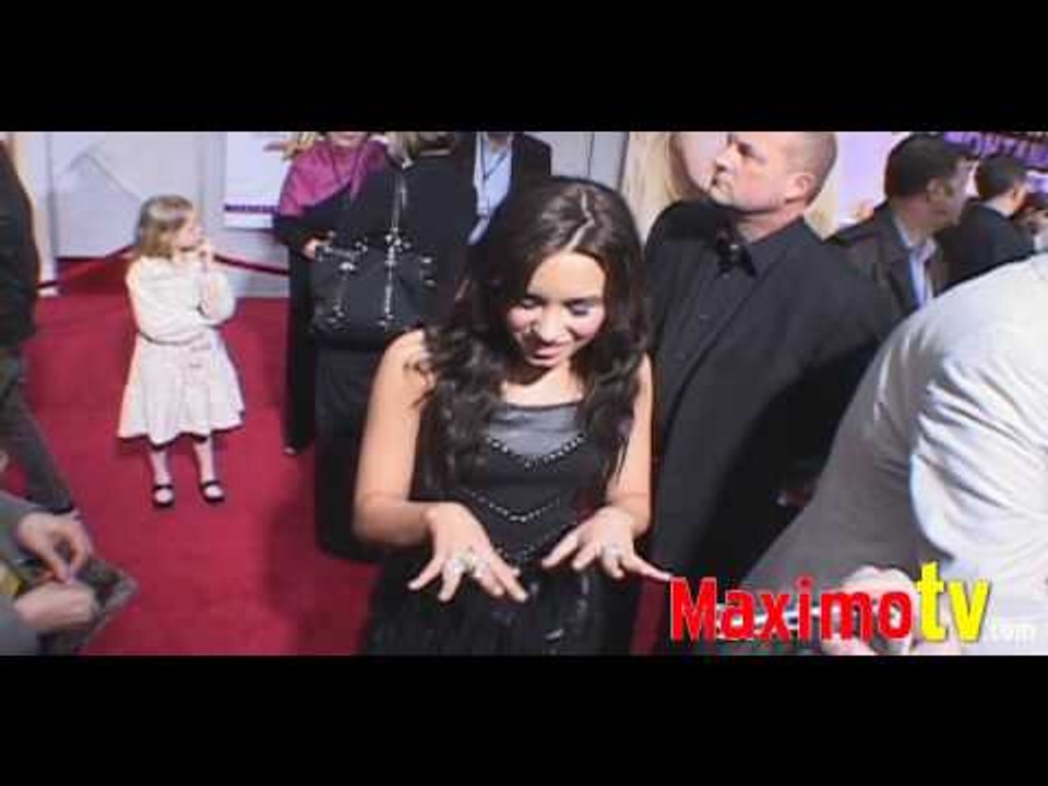 Demi Lovato on dressing for Hannah Montana The Movie Premiere