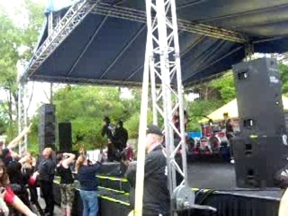 Mindless Self Indulgence - Shut Me Up