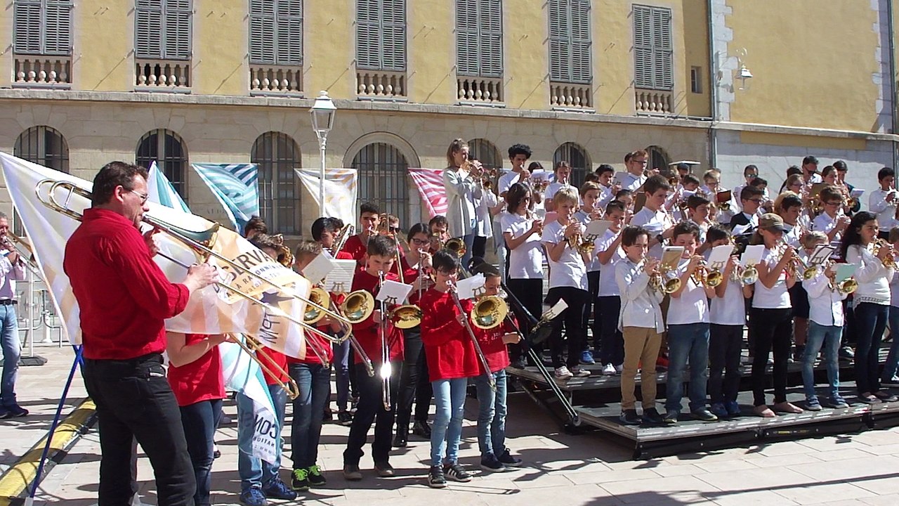 13 05 002 Toulon musique (1)