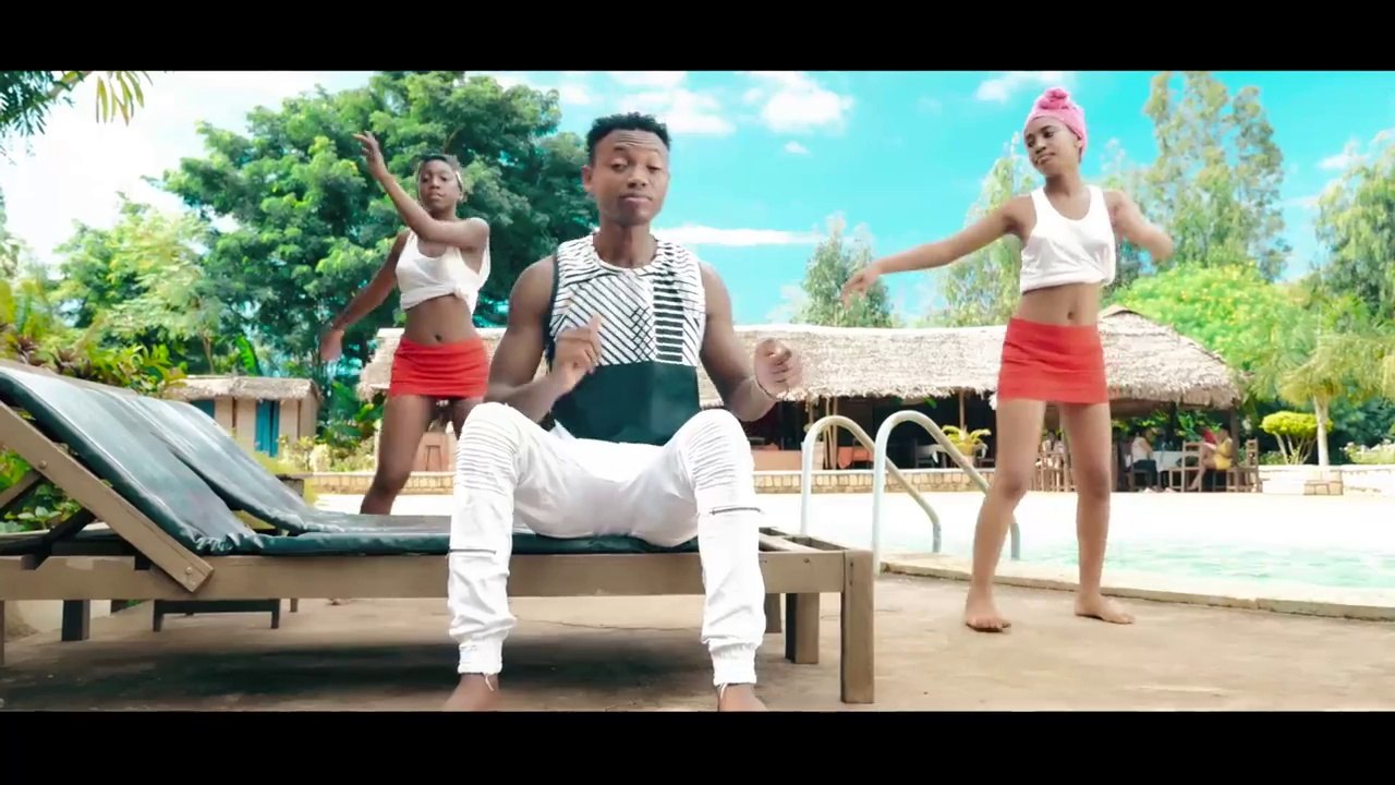 MEME SAVA    -     LEHILAHY MAHERY      (Gasy HD 2017)