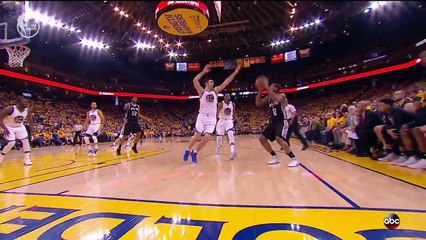 def-pen-hoops-kawhi-leonard-injures-his-ankle-again-and-this-time-hes-headed-to-the-locker-room