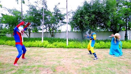 Frozen Elsa's Crown and her Dress Robbed-! Spiderman, Police chase arrest theft Joker in Real Le