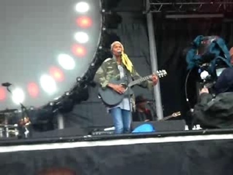 Ayo au festival Solidays en 2007