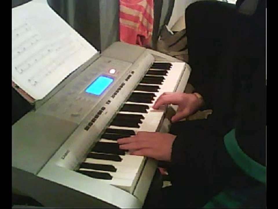 Les yeux noirs - -reprise instrumental au synthé