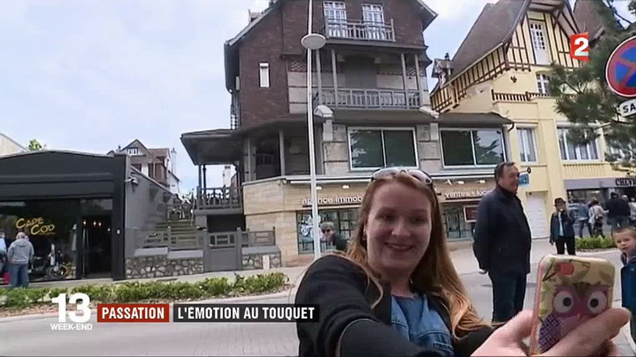 Au Touquet, les habitants et les touristes se prennent en photo devant la maison d'Emmanuel Macron - Regardez
