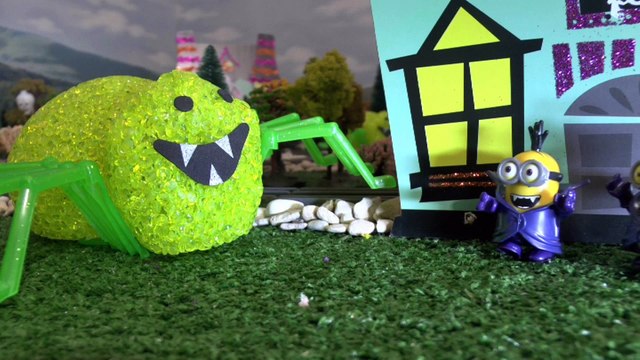 Minions Funny Toy Stories with Thomas and Friends Train Toys and Surprise Eggs Compilation TT4U_89