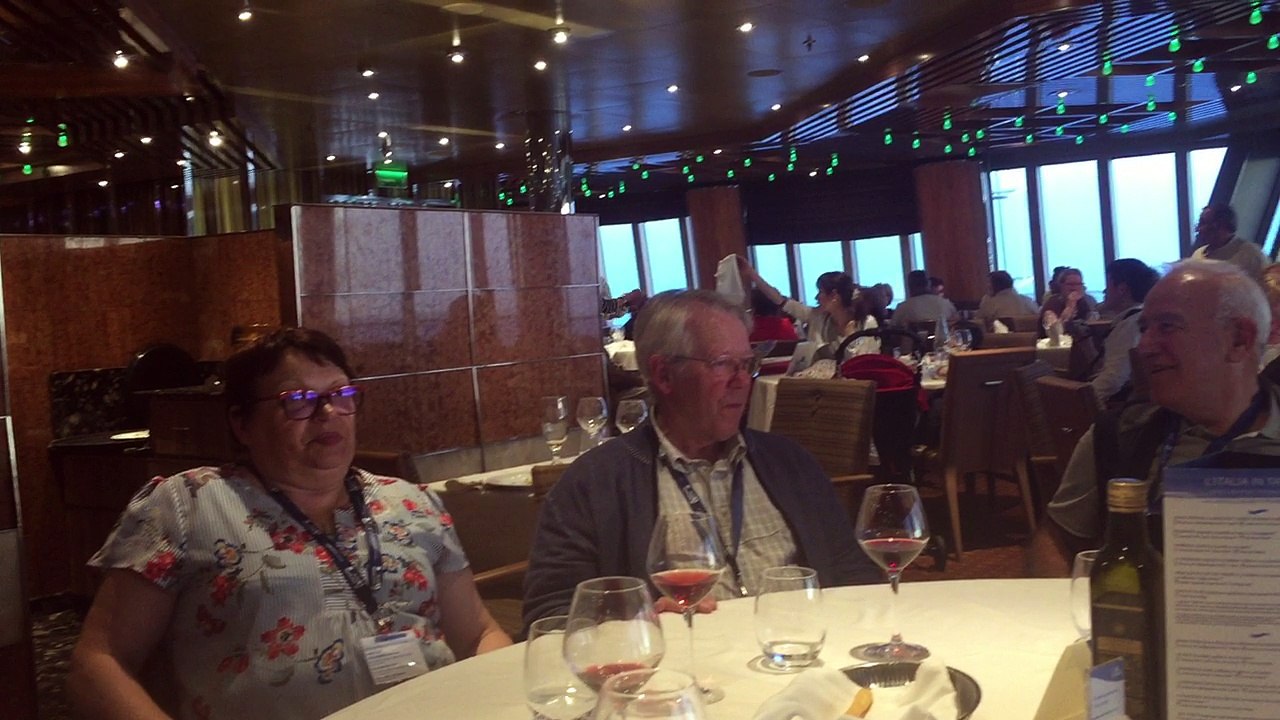 la croisière CL danse, premier repas à bord samedi