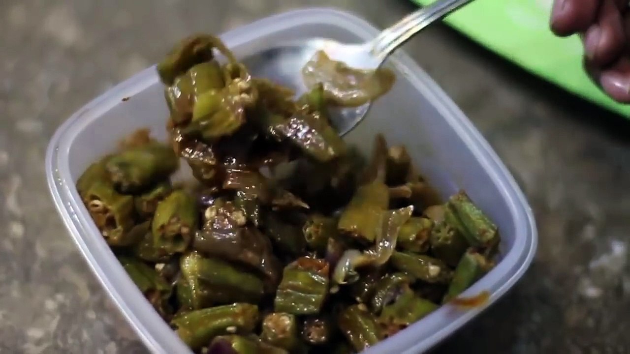 Eating sabzi at home vs. eating at a friends place By Bekaar Vines