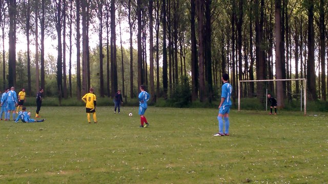 Penalty réussi de Jérémy face à Wail ce dimanche avec la belle victoire 9.1