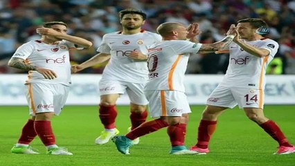 Sneijder Aslanı İpten Aldı