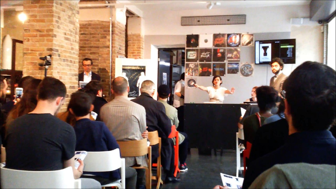 Collection Daftworld aux enchères : Daft Punk - Alive 2017 (Official Daftworld Video)