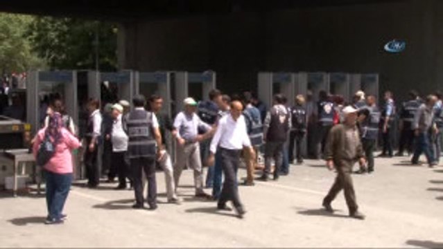 Tzob Genel Başkanı Şemsi Bayraktar, Sanayici El Üstünde Tutulurken, Türk Çiftçisi Neden Üvey Evlat...