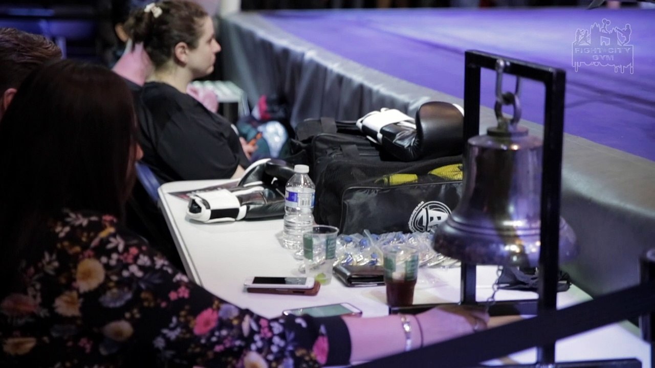 Its ON Meantime | White Collar Boxing | O2 London | Bissett v Constable