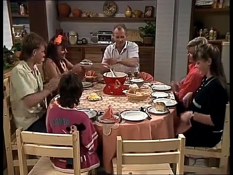 Neighbours Episode 242 (Mrs Mangel arrives)
