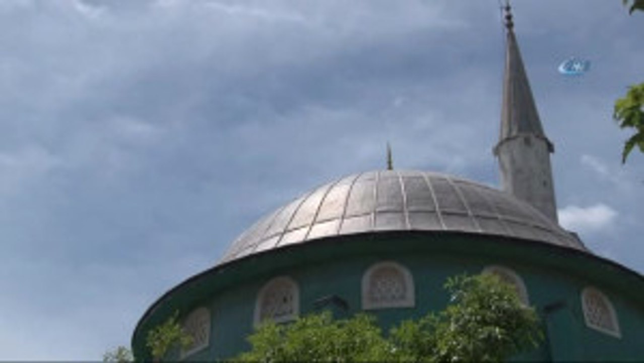Muğla'daki Faciada Yaşamını Yitiren Feray Akın Toprağa Verildi
