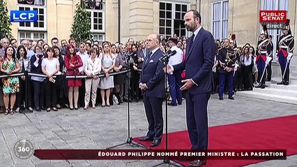 Édouard Philippe souhaite "bon vent" à Bernard Cazeneuve