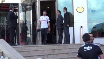 Beşiktaş Kafilesi Stadyuma Geldi