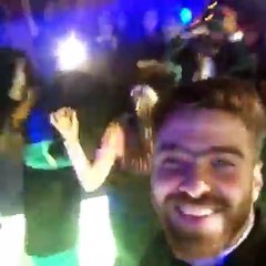 مفاجاة العروسة واصحابها للعريس برقصة جماعية