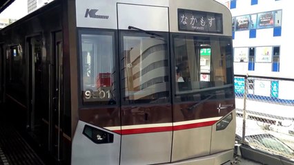 北大阪急行9000型9001F 江坂駅発車