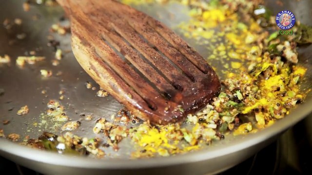 How To Make Vada Pav | Vada Pav Recipe | Street Food Recipes | Mumbai Vada Pav | Chef Varu