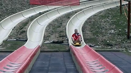 Une fin de luge inattendu pour cet homme