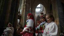 Praga vibra con un desfile en honor a San Juan Nepomuceno