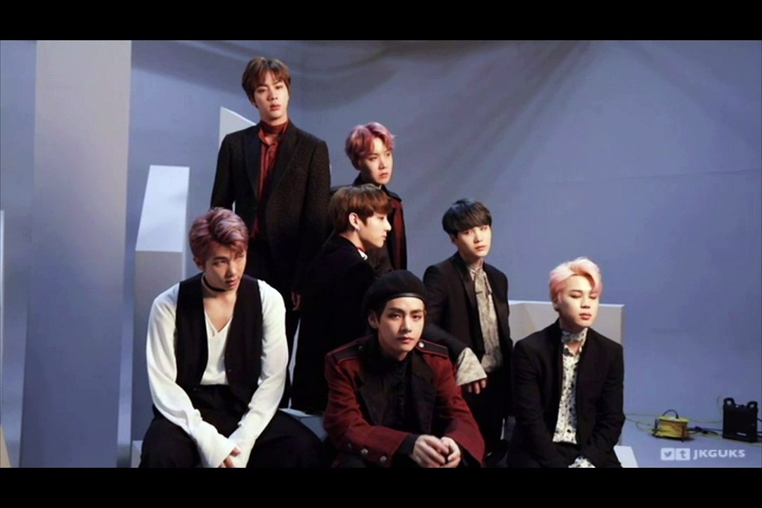 BTS: Bst JPN Making of Jacket Photos