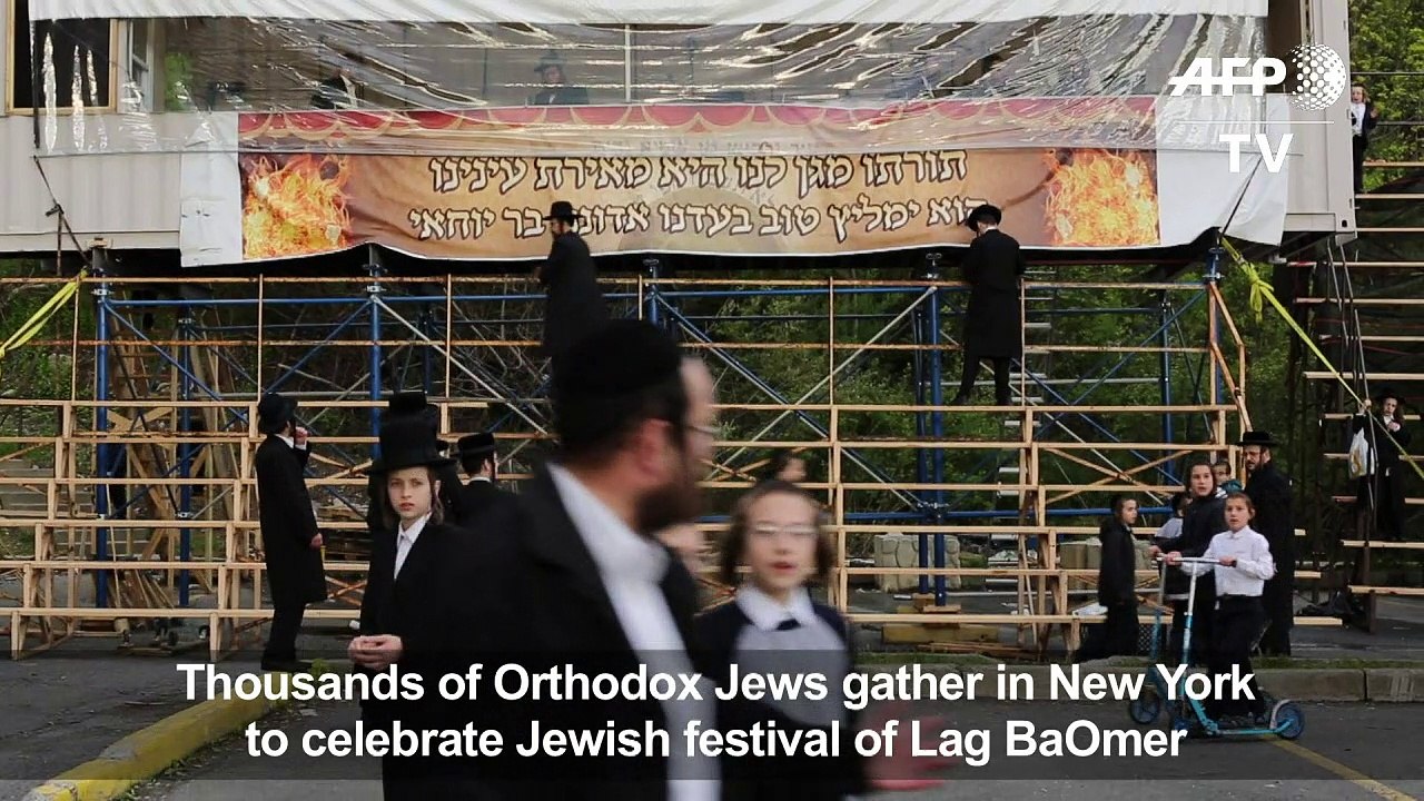 Thousands of Orthodox Jews celebrate Lag BaOmer festival